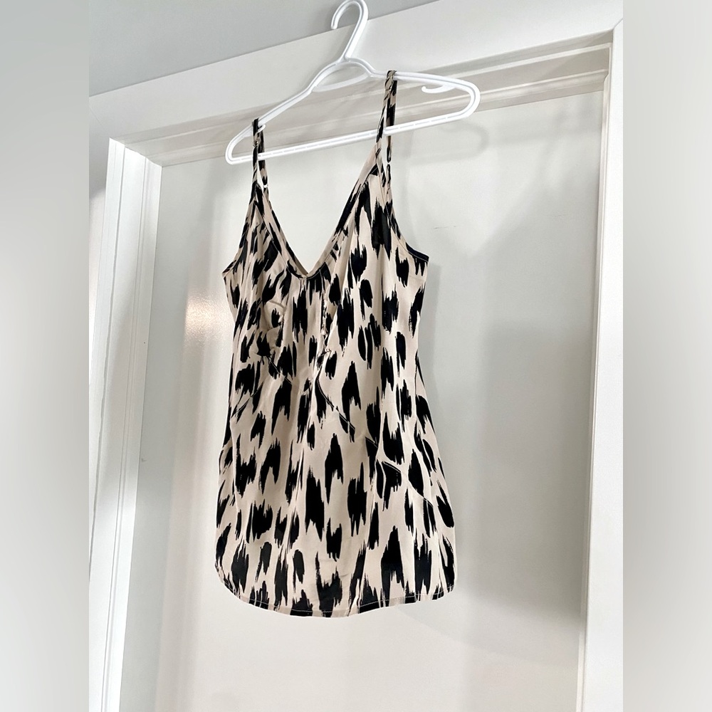 Juliette Hogan 100% silk camisole